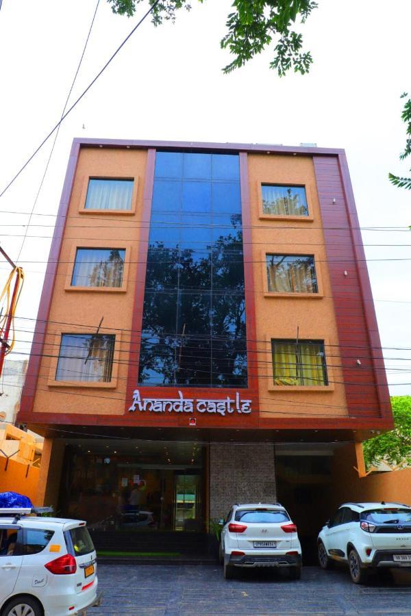Hotel Ananda Castle Vrindāvan Exterior foto
